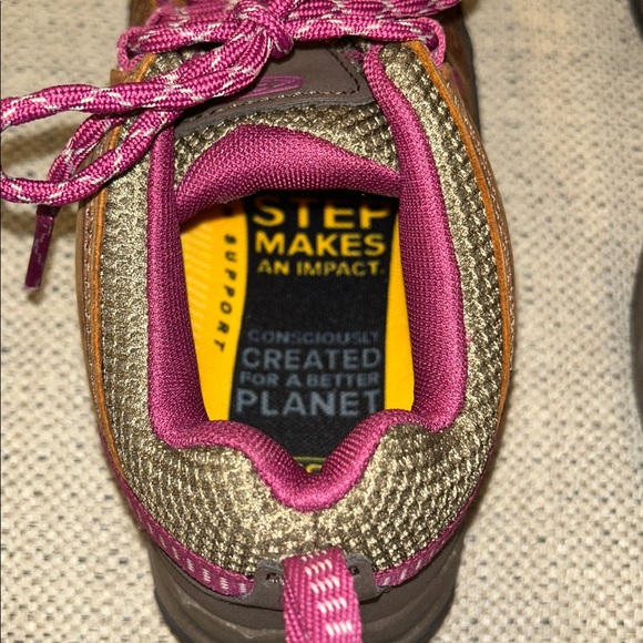 NWOT Keen Targhee III Waterproof Hiking Boots Size 8 brown purple contrast color - Picture 9 of 9